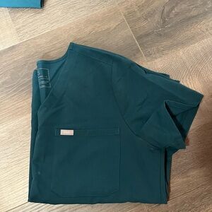 Figs Caribbean blue scrub top